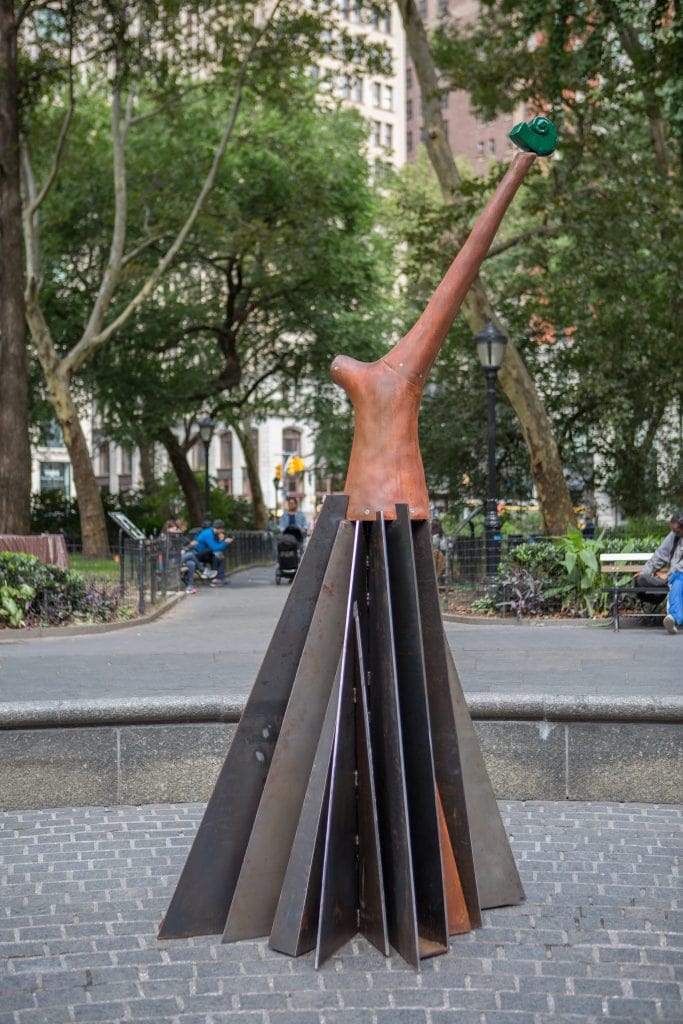 Arlene Shechet Installation view "Arlene Shechet: Full Steam Ahead" (September 25, 2018 – April 28, 2019), Madison Square Park, New York  © Arlene Shechet