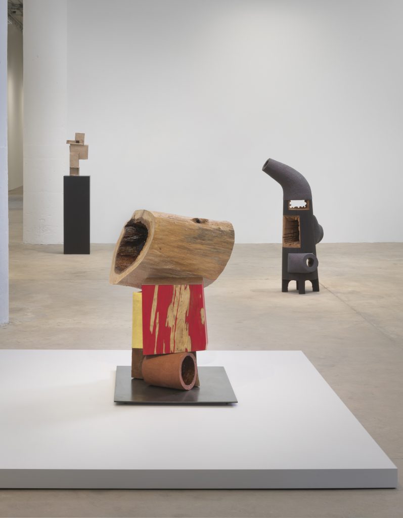 shechet_2019_arleneshechetsculptureinstall03_hires-1555191022.jpg